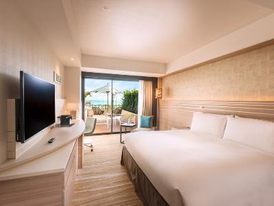 bedroom 2 - hotel doubletree by hilton okinawa chatan - okinawa island, japan