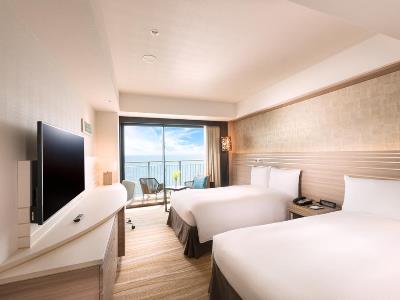 bedroom 5 - hotel doubletree by hilton okinawa chatan - okinawa island, japan