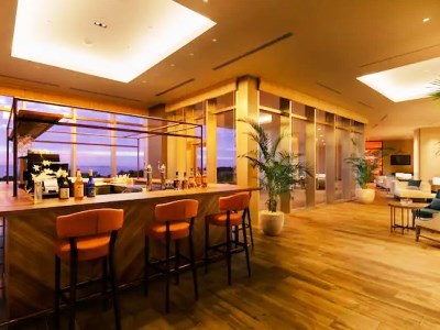 bar - hotel hilton club the beach resort sesoko - okinawa island, japan
