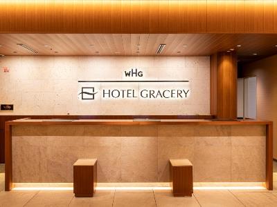 lobby - hotel gracery naha - okinawa island, japan