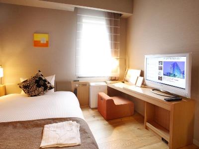 bedroom 3 - hotel gracery tamachi - tokyo, japan
