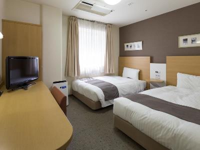 bedroom 3 - hotel comfort hotel osaka shinsaibashi - osaka, japan
