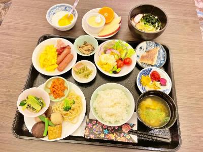 breakfast room - hotel dotonbori - osaka, japan