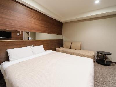 bedroom 2 - hotel osaka fujiya - osaka, japan