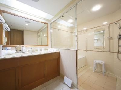 bathroom - hotel nikko princess - kyoto, japan