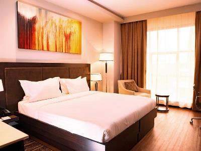bedroom 1 - hotel doubletree by hilton nairobi hurlingham - nairobi, kenya