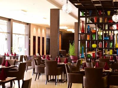 restaurant - hotel doubletree by hilton nairobi hurlingham - nairobi, kenya