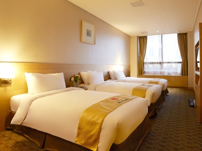 bedroom 1 - hotel skypark central myeongdong - seoul, south korea