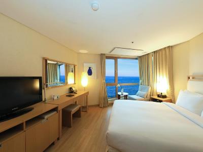 bedroom - hotel ocean suite - jeju, south korea