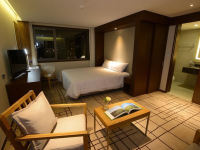 bedroom - hotel astar - jeju, south korea