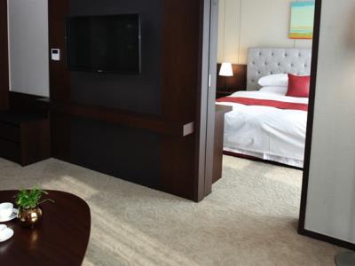 suite - hotel ramada by wyndham jeju hamdeok - jeju, south korea