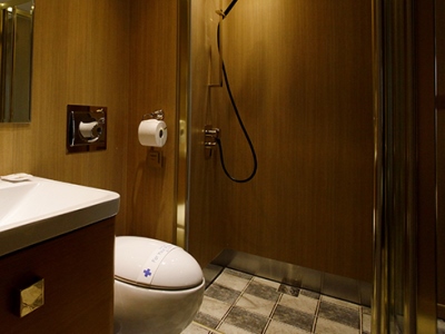 bathroom - hotel central park songdo - incheon, south korea