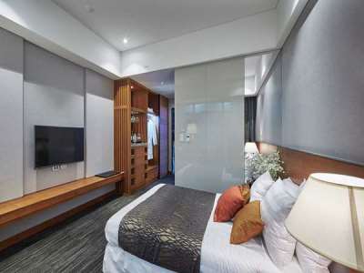 bedroom 2 - hotel golden tulip incheon airport hotel suite - incheon, south korea