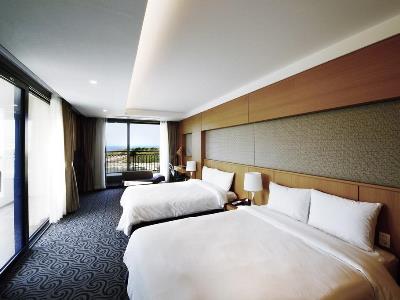 bedroom 2 - hotel ramada gangwon sokcho - sokcho, south korea