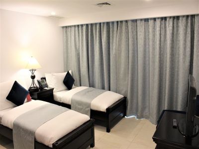 bedroom 4 - hotel movenpick kuwait al bidaa - kuwait city, kuwait