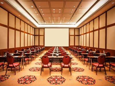 conference room 2 - hotel jumeirah messilah beach hotel and spa - kuwait city, kuwait