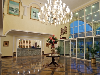 lobby - hotel movenpick hotel kuwait - kuwait city, kuwait