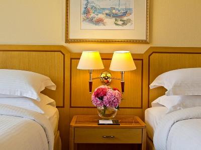 bedroom 1 - hotel gefinor rotana - beirut, lebanon