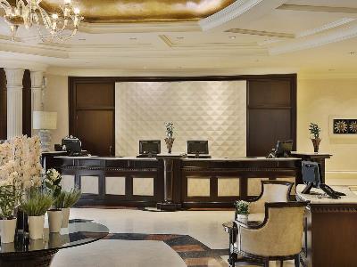 lobby - hotel hilton beirut habtoor grand - beirut, lebanon