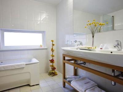 bathroom - hotel best baltic kaunas - kaunas, lithuania
