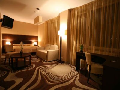 bedroom - hotel ibis styles kaunas centre - kaunas, lithuania