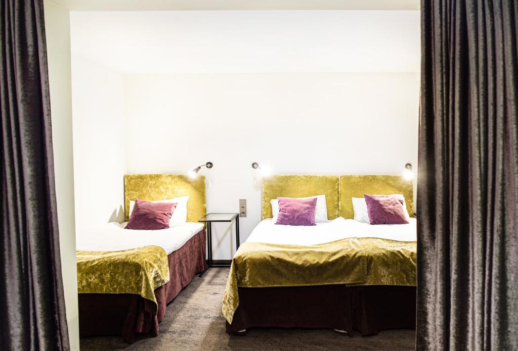 standard bedroom - hotel hof - kaunas, lithuania