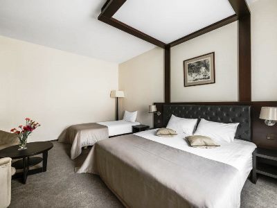 bedroom 5 - hotel amberton cozy htl kaunas - kaunas, lithuania
