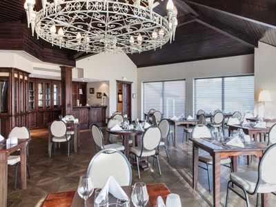 restaurant - hotel mercure kikuoka golf and spa - canach, luxembourg