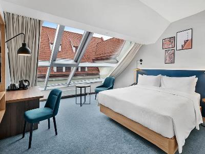 bedroom - hotel hilton garden inn riga old town - riga, latvia