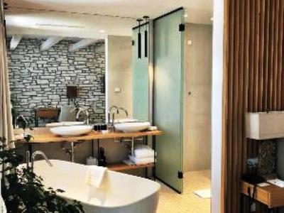 bathroom - hotel lazure hotel and marina - herceg novi, montenegro