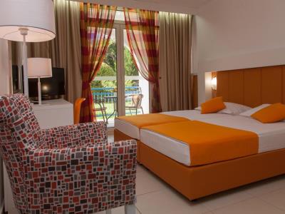 bedroom - hotel resort slovenska plaza - budva, montenegro