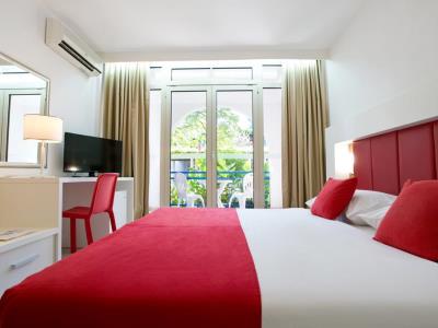 bedroom 2 - hotel resort slovenska plaza - budva, montenegro