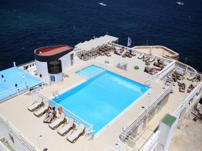 outdoor pool - hotel gillieru harbour - st pauls bay, malta