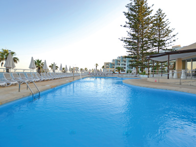 outdoor pool 1 - hotel doubletree by hilton malta - st pauls bay, malta