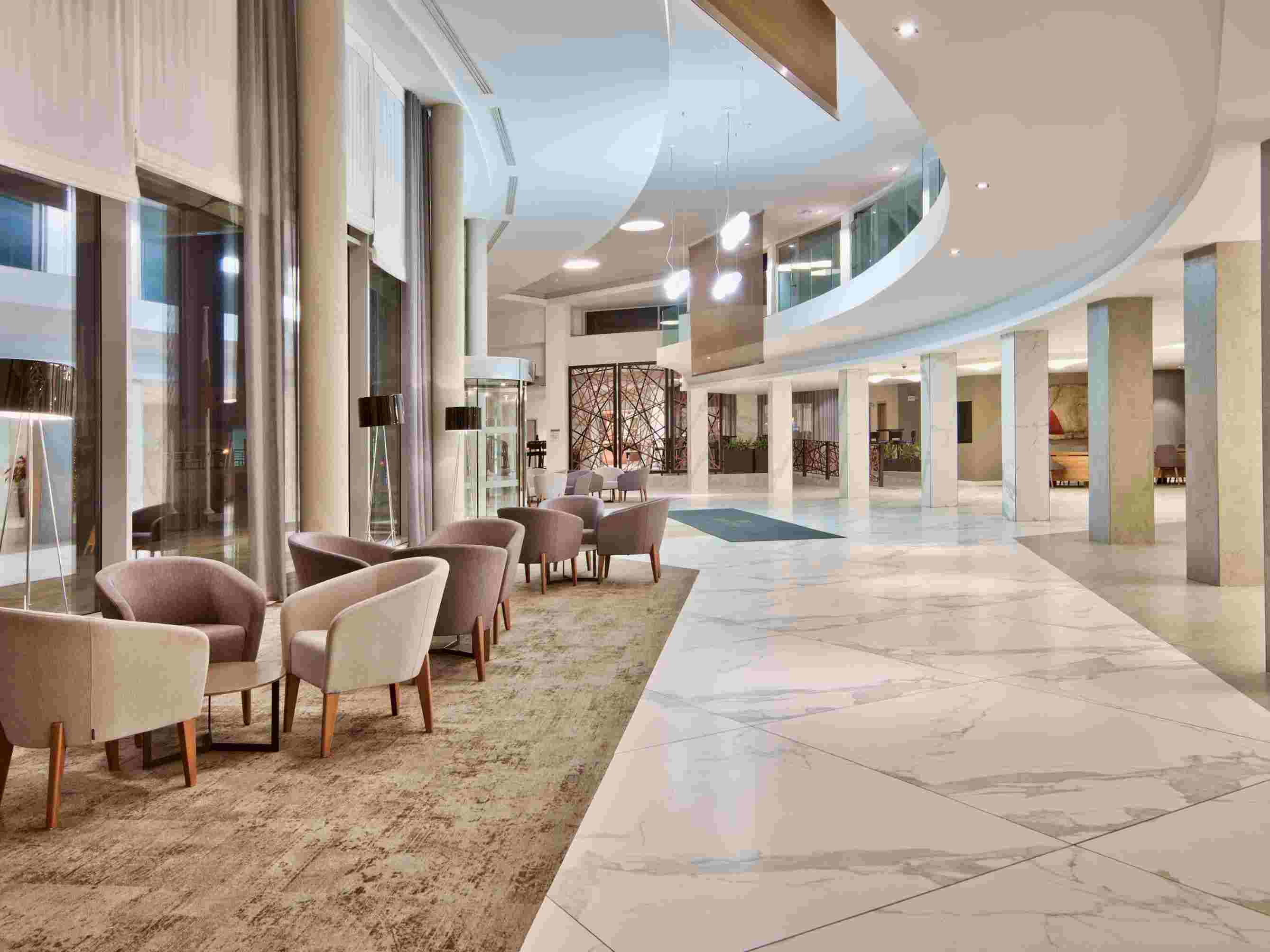 lobby 3 - hotel doubletree by hilton malta - st pauls bay, malta