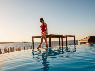 outdoor pool 4 - hotel doubletree by hilton malta - st pauls bay, malta