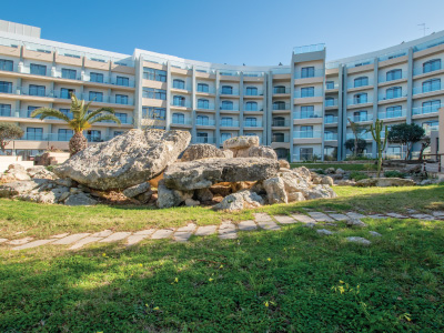 gardens - hotel doubletree by hilton malta - st pauls bay, malta