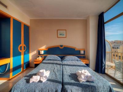bedroom 1 - hotel primera - st pauls bay, malta