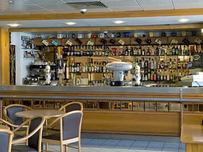 bar - hotel canifor - qawra, malta