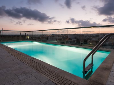 outdoor pool - hotel ax the victoria - sliema, malta