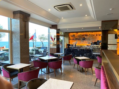 bar - hotel diplomat - sliema, malta