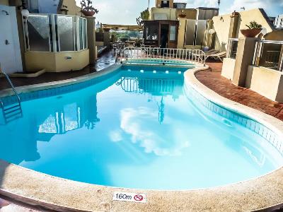 outdoor pool - hotel kennedy nova - sliema, malta
