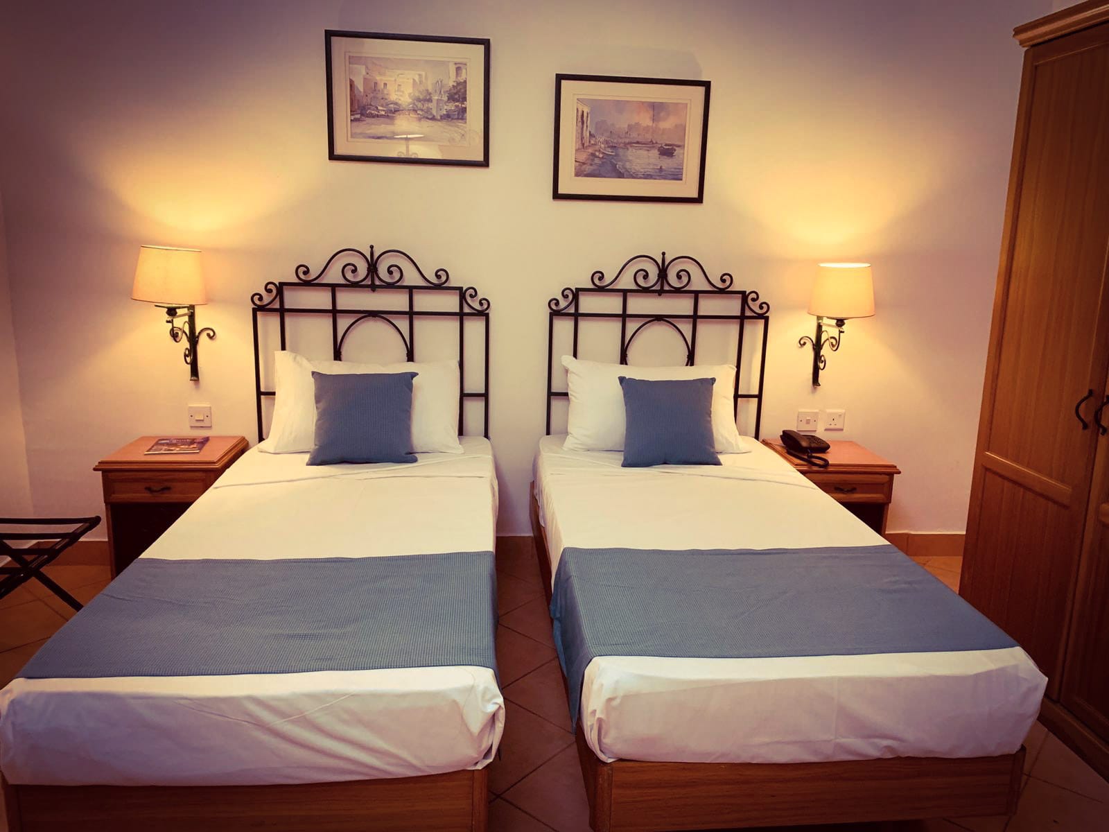 bedroom - hotel kennedy nova - sliema, malta