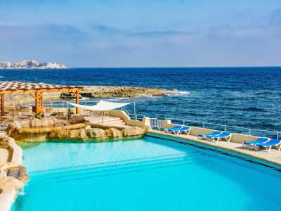 outdoor pool - hotel preluna hotel and spa - sliema, malta