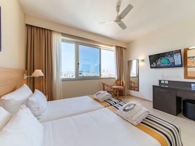 bedroom - hotel preluna hotel and spa - sliema, malta