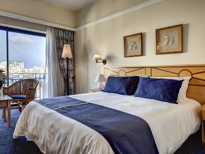 bedroom 1 - hotel the waterfront - sliema, malta