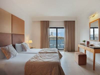 bedroom - hotel plaza regency hotels - sliema, malta