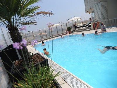 outdoor pool - hotel plaza regency hotels - sliema, malta