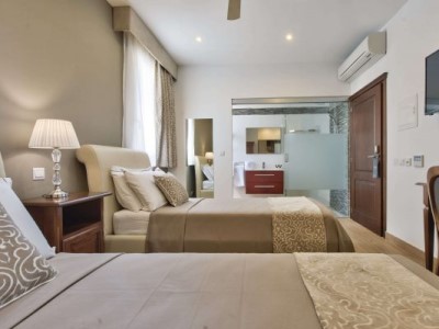suite - hotel palazzo violetta - sliema, malta