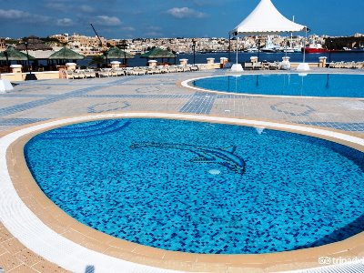 outdoor pool 1 - hotel grand hotel excelsior - valletta, malta